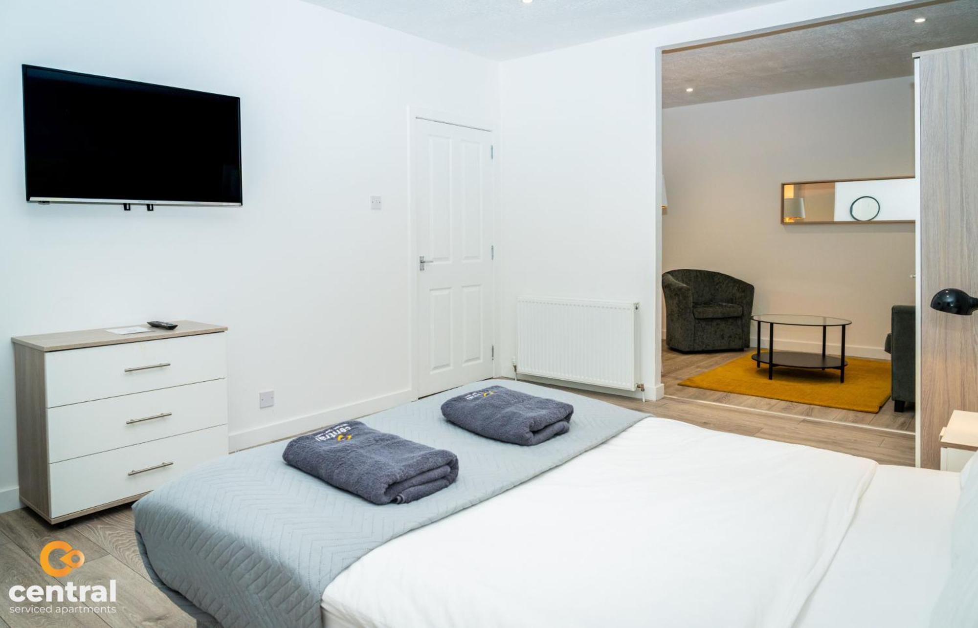 Central Serviced Apartments - 2 Bedroom - Walk Away From City Centre & Universities - Sleeps 4 - 1 X Double 2 X Single - Smart Tvs In All Rooms - Short Term Stays Welcome - Walk Away From Train & Bus Station - Preferred Location For Short Stay In Dun Dundee Bagian luar foto