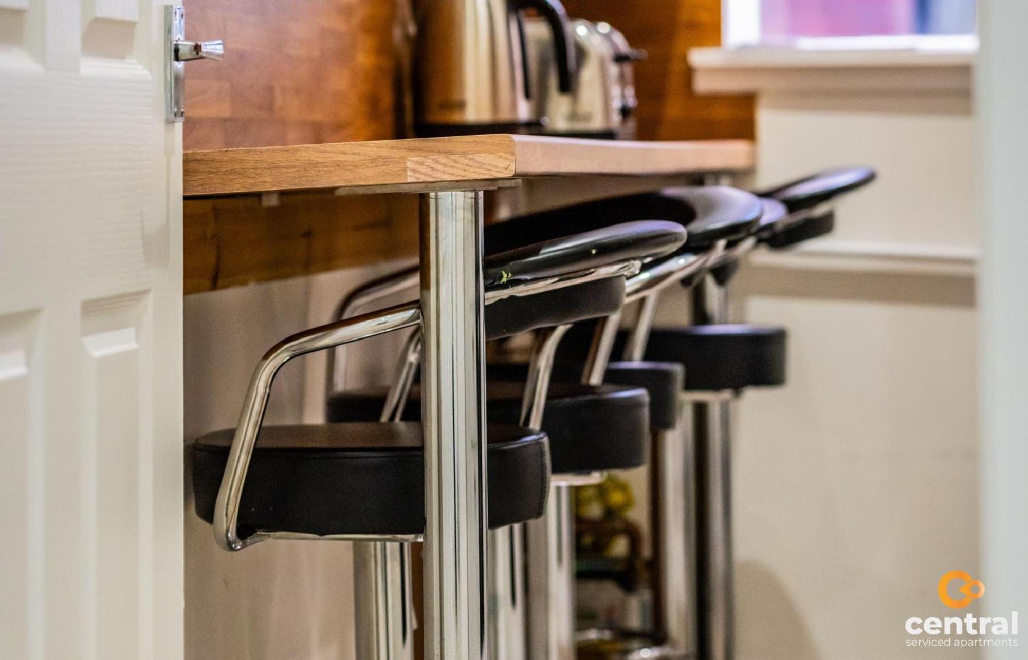 Central Serviced Apartments - 2 Bedroom - Walk Away From City Centre & Universities - Sleeps 4 - 1 X Double 2 X Single - Smart Tvs In All Rooms - Short Term Stays Welcome - Walk Away From Train & Bus Station - Preferred Location For Short Stay In Dun Dundee Bagian luar foto