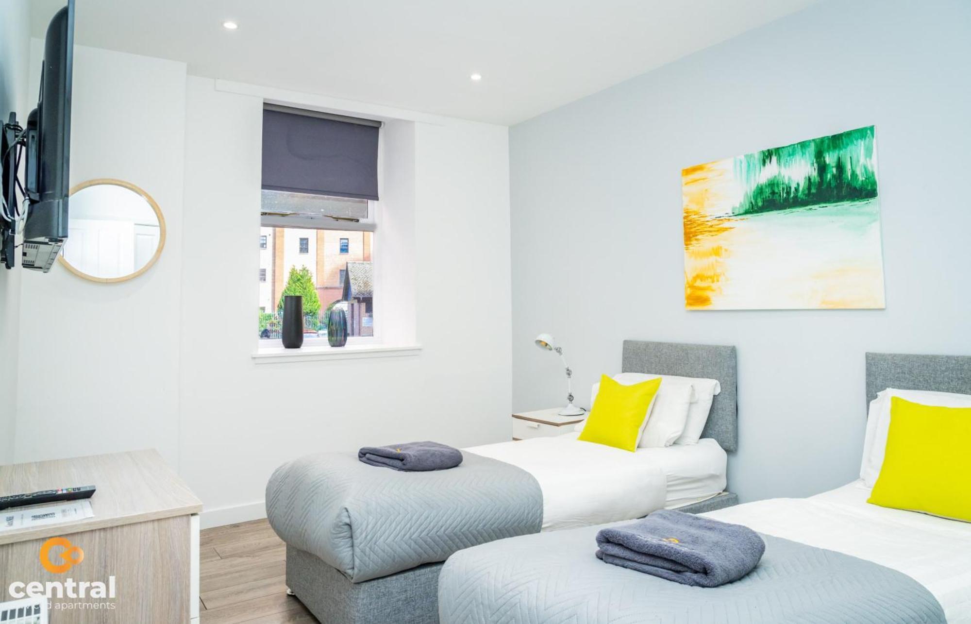 Central Serviced Apartments - 2 Bedroom - Walk Away From City Centre & Universities - Sleeps 4 - 1 X Double 2 X Single - Smart Tvs In All Rooms - Short Term Stays Welcome - Walk Away From Train & Bus Station - Preferred Location For Short Stay In Dun Dundee Bagian luar foto